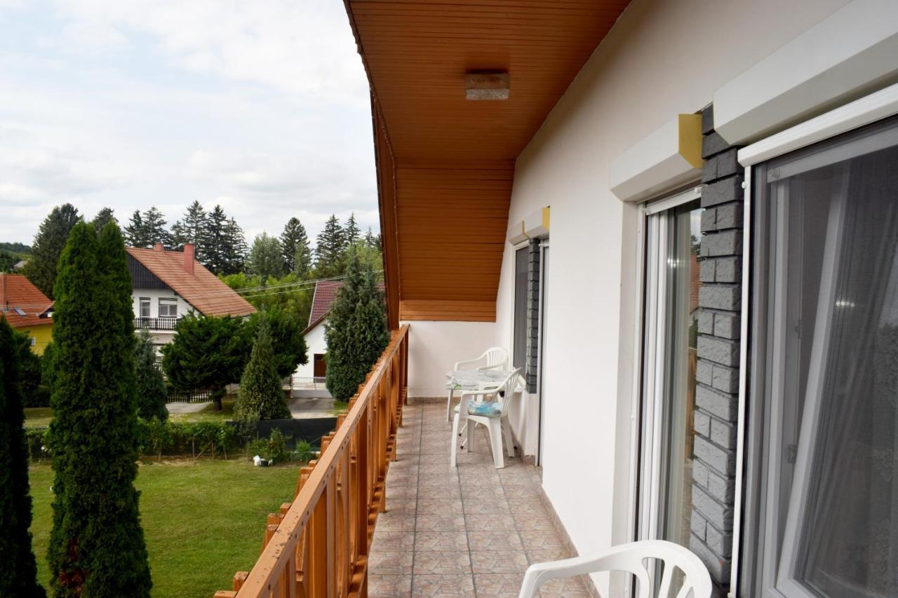 Relax Apartman Zalakaros Buitenkant foto